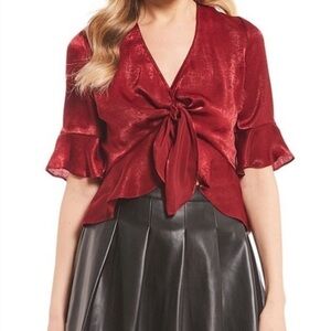 Soprano ruffle tie‎ front top